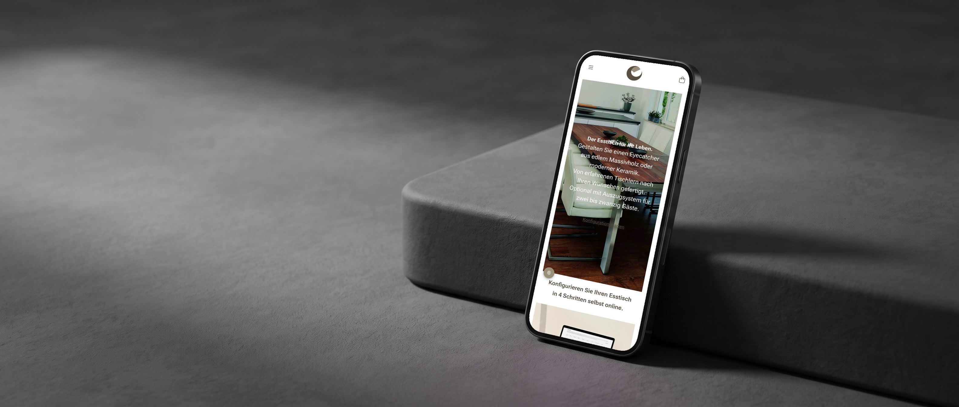 Die Website von Esstische.de auf einem Telefon