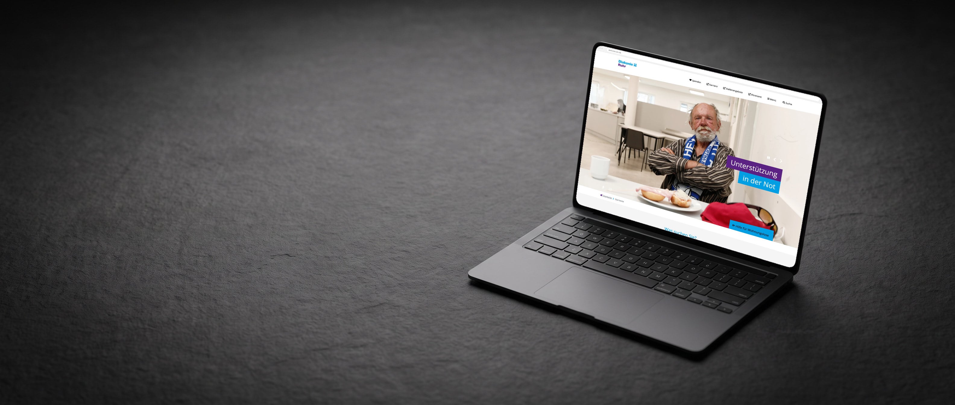 Die Website der Diakonie Ruhr auf einem Notebook